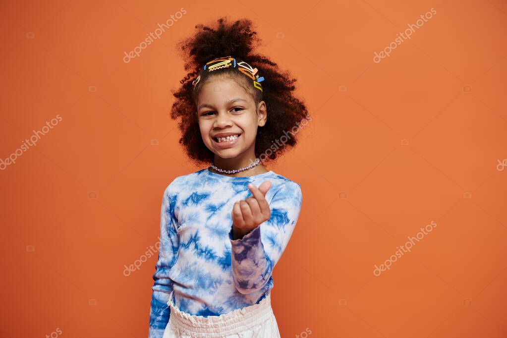 Bambina sorridente dopo un allenamento di Kids Kung Fu